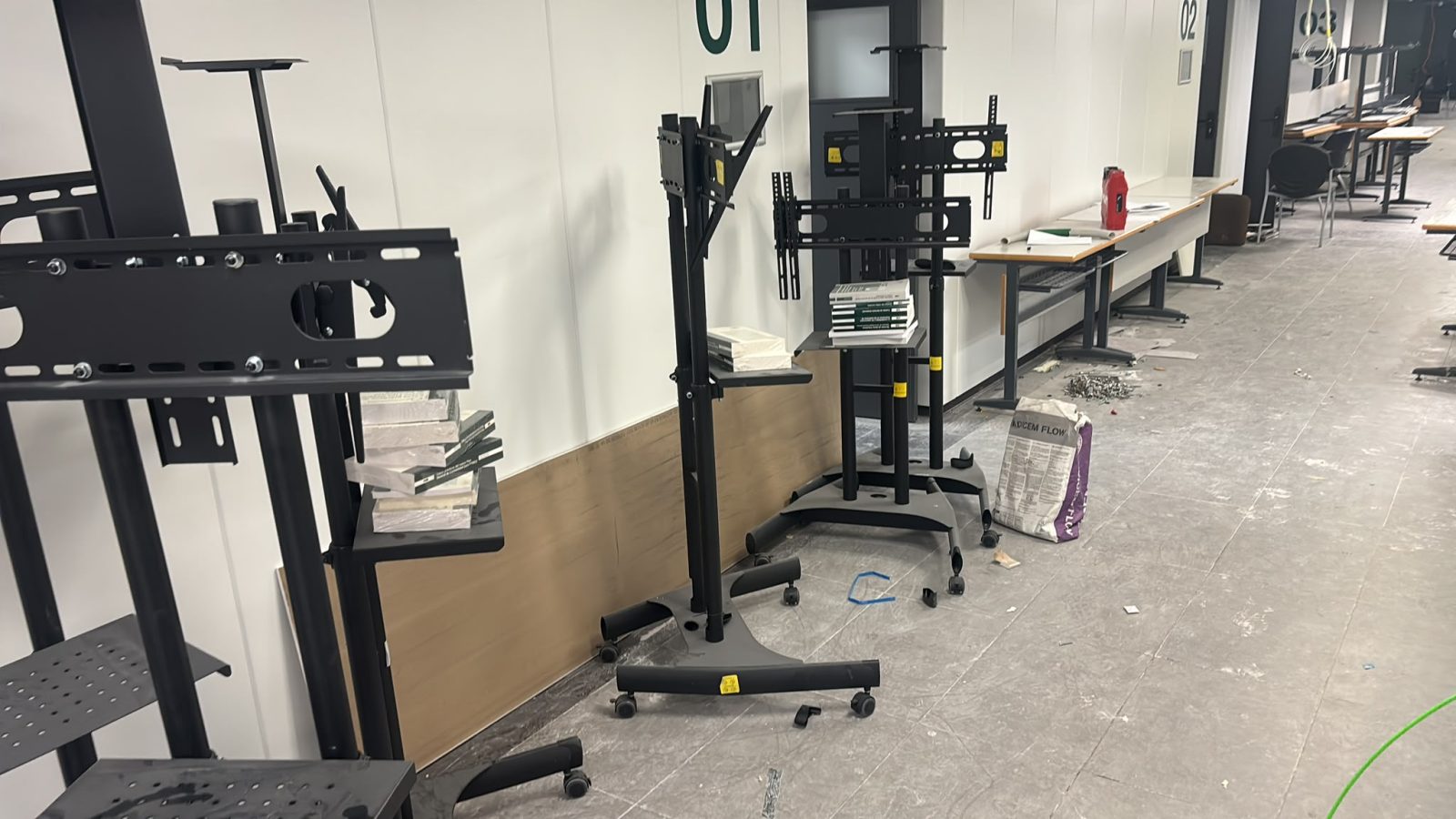 Foto 5 de 6 del trabajo: Instalación eléctrica en oficinas y aulas en Provincia de Valencia