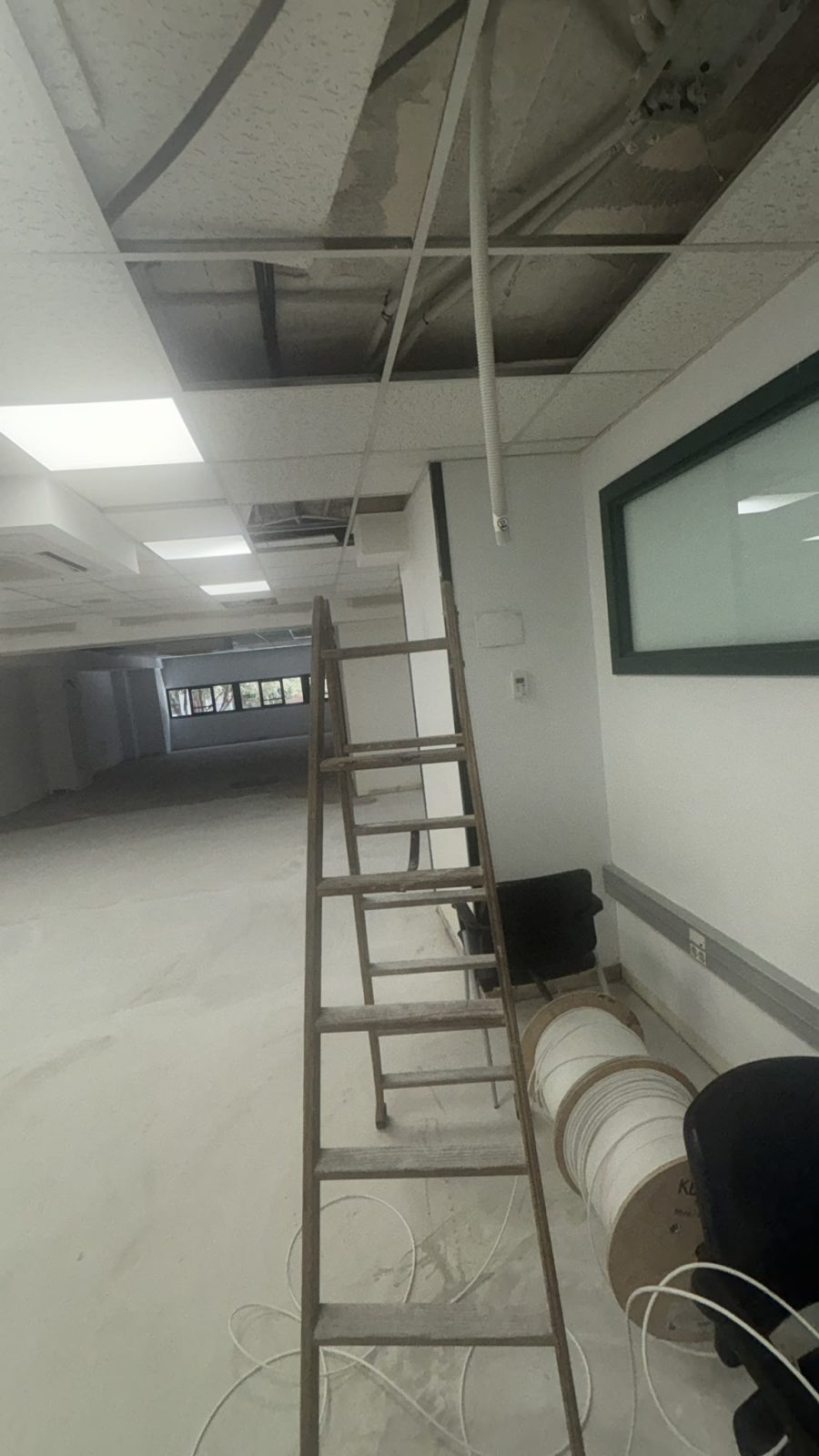 Foto 4 de 6 del trabajo: Instalación eléctrica en oficinas y aulas en Provincia de Valencia