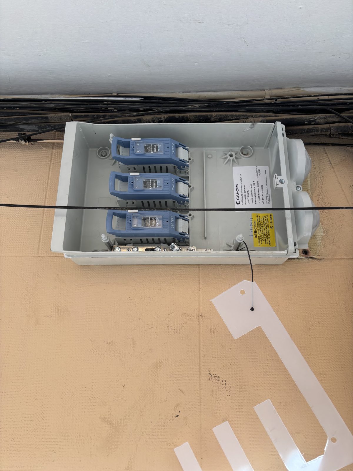 Foto 3 de 7 del trabajo: Sustitución de la centralización de contadores de un edificio en Aldaia en Aldaia